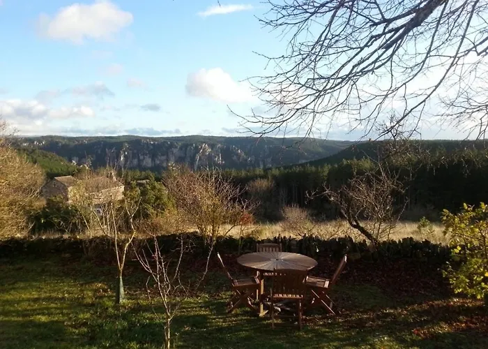 Les Balcons De La Jonte 2/4 Personnes Сasa de vacaciones *